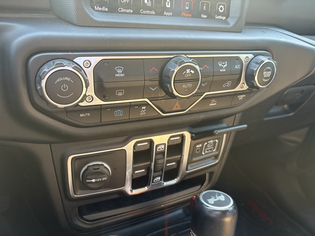 2021 Jeep Wrangler Unlimited Sahara 4xe photo 24