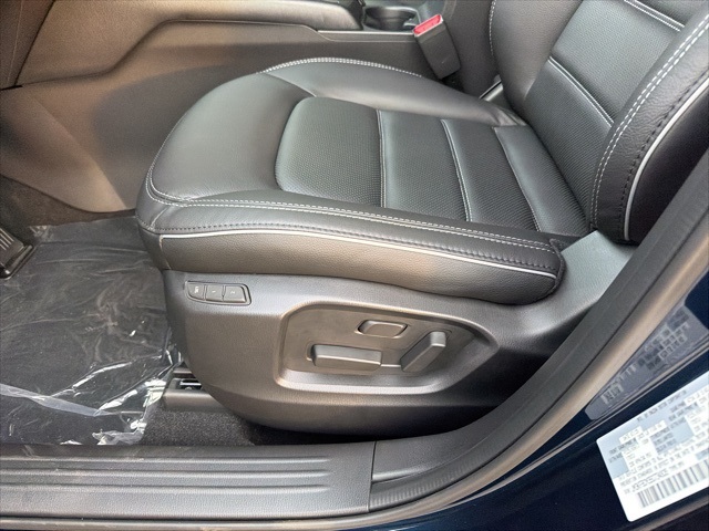 2025 Mazda CX-5 2.5 S Preferred photo 10