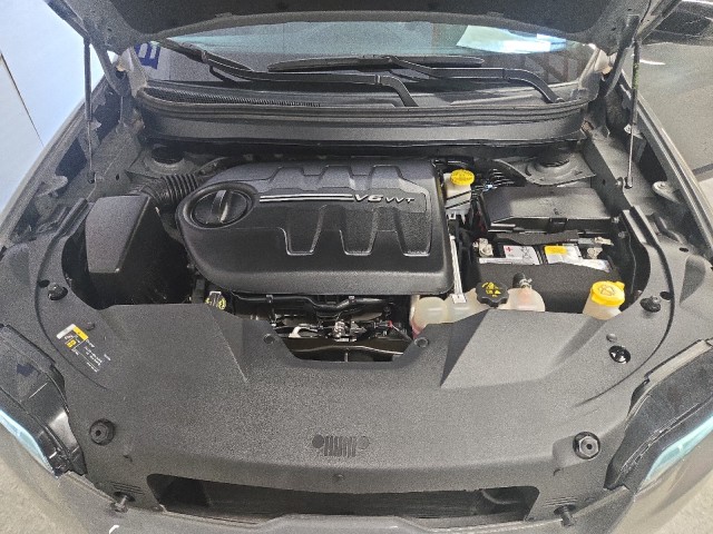 2022 Jeep Cherokee Latitude Lux photo 14