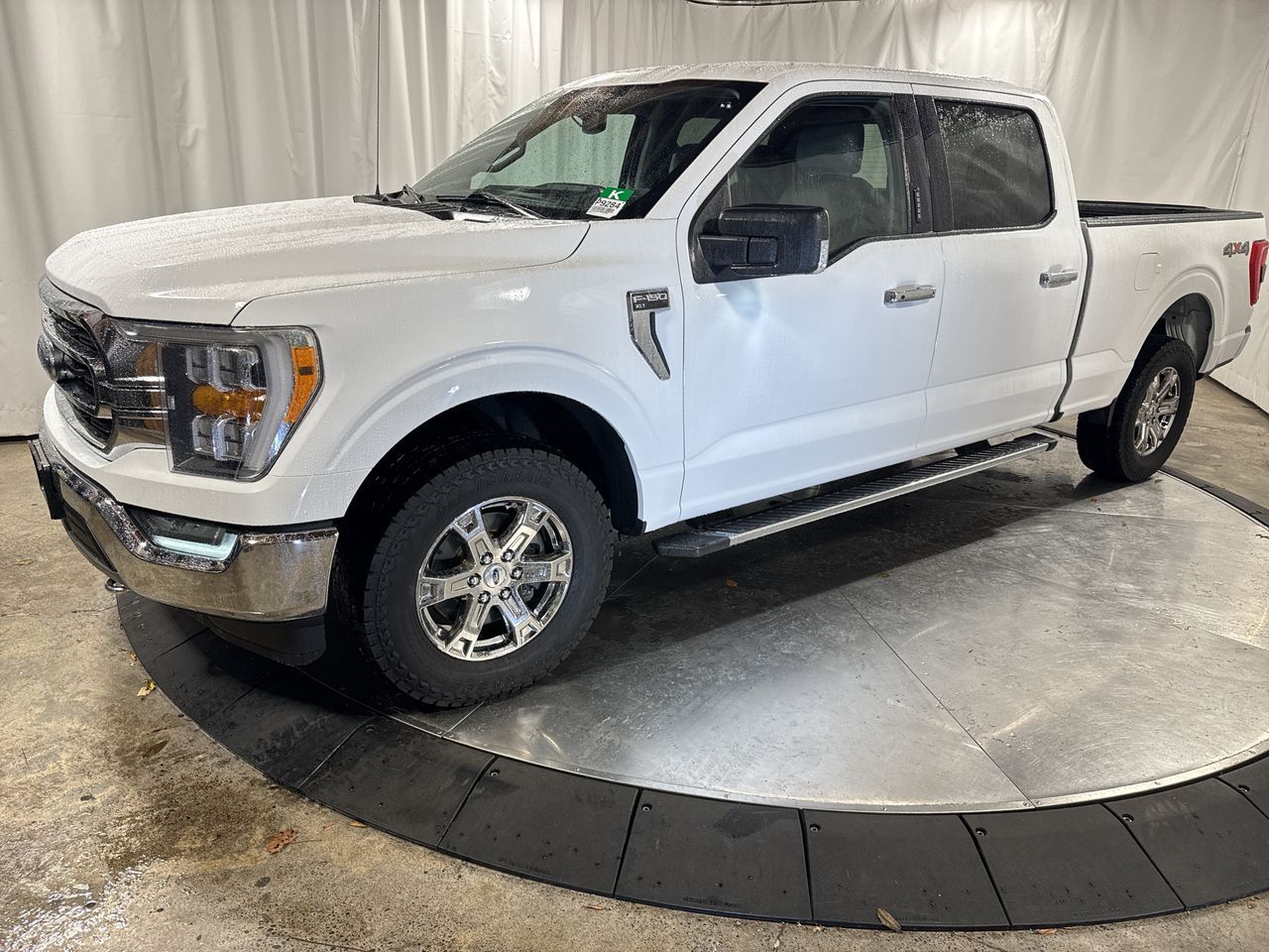 2021 Ford F-150 XLT's photo