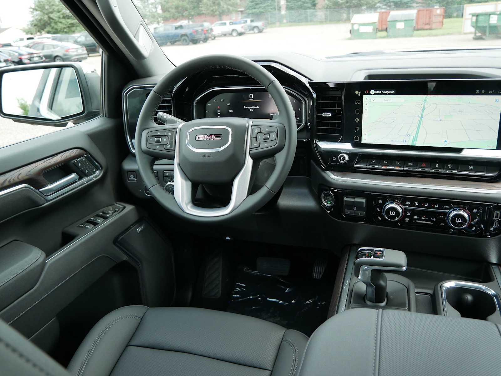 2025 Gmc Sierra SLT photo 13