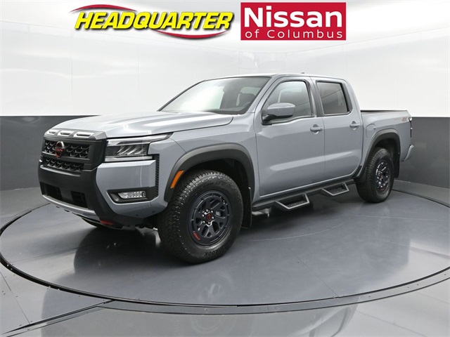 2025 Nissan Frontier PRO-4X's photo