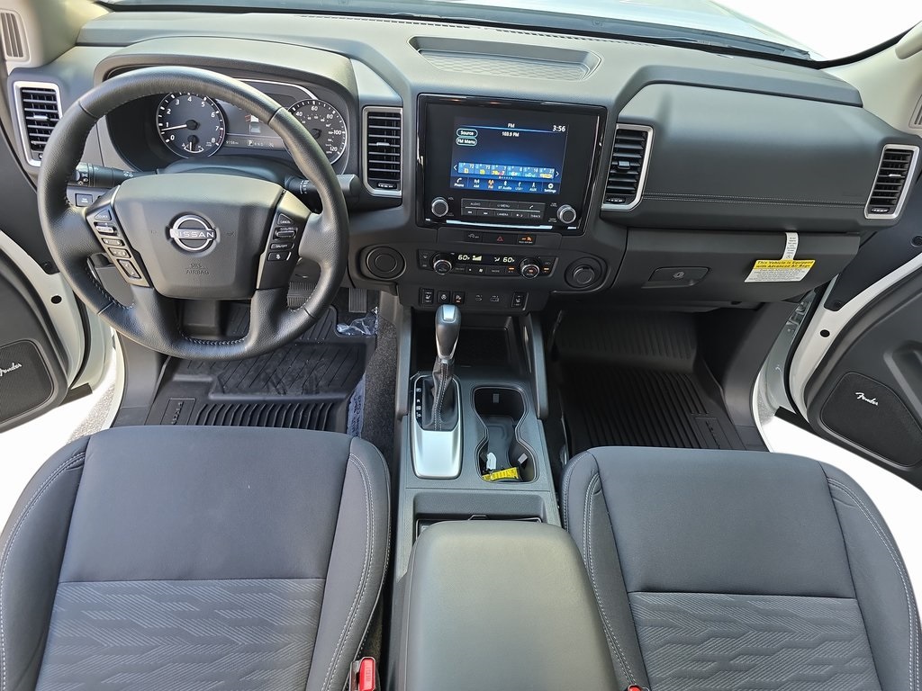 2024 Nissan Frontier SV photo 9