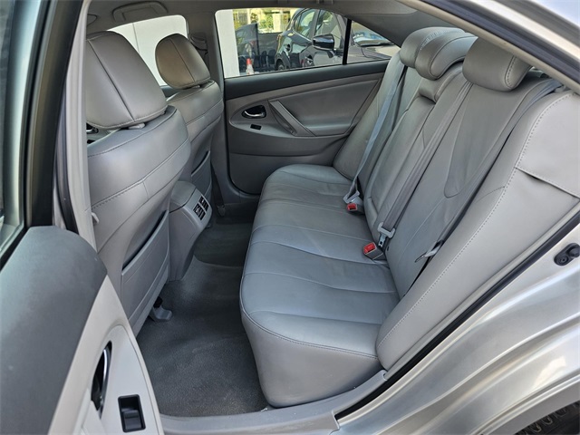 2009 Toyota Camry Hybrid Base photo 12