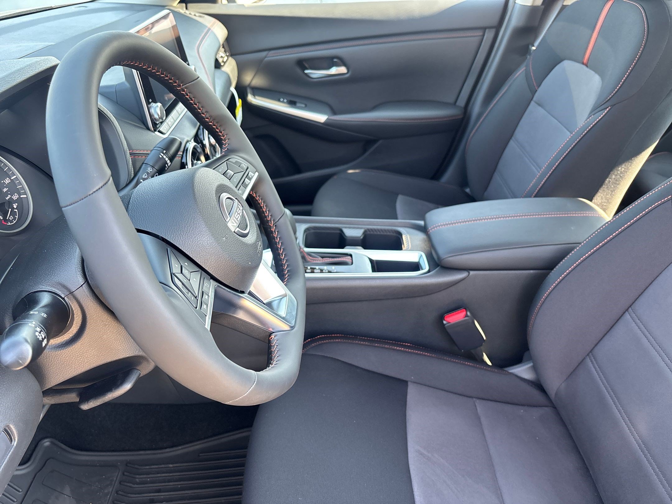 2025 Nissan Sentra SR photo 21