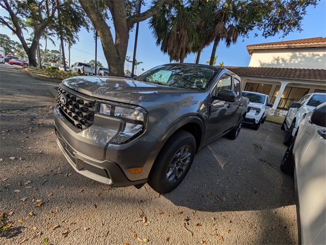 2025 Ford Maverick XLT photo 4