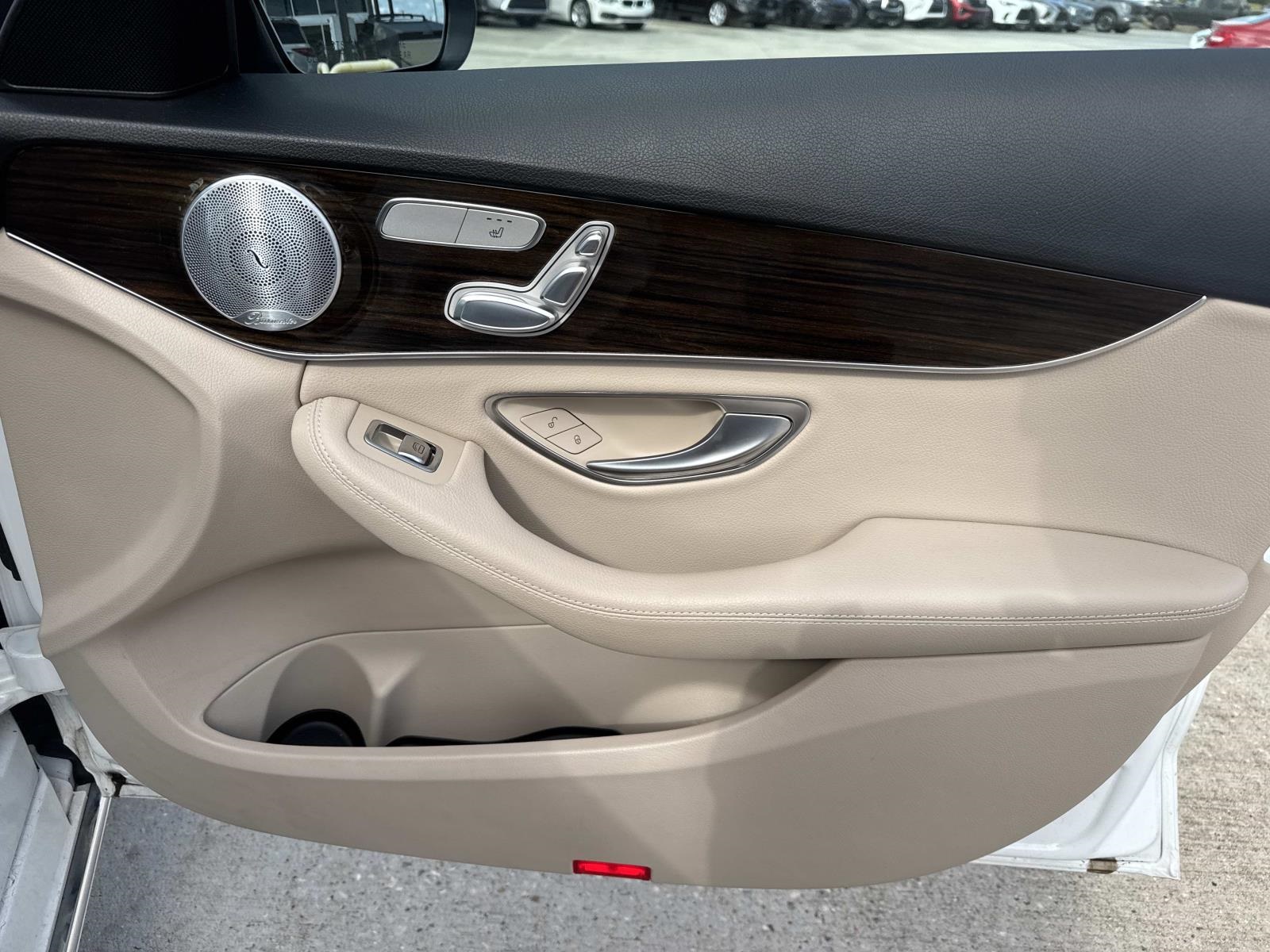 2021 Mercedes Benz C 300 photo 11