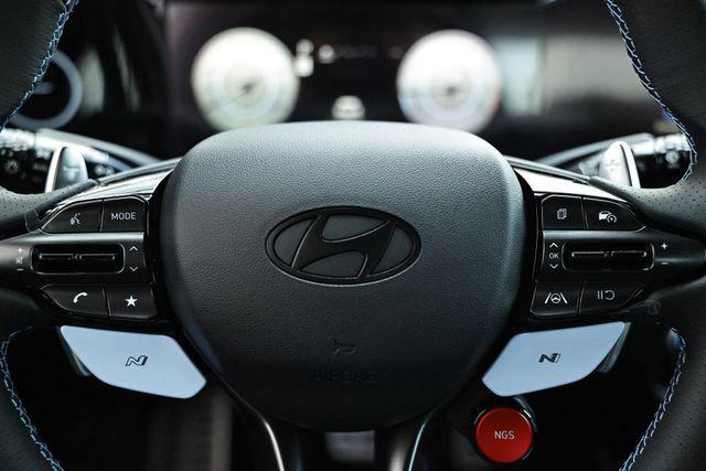 2025 Hyundai Elantra N Base photo 5