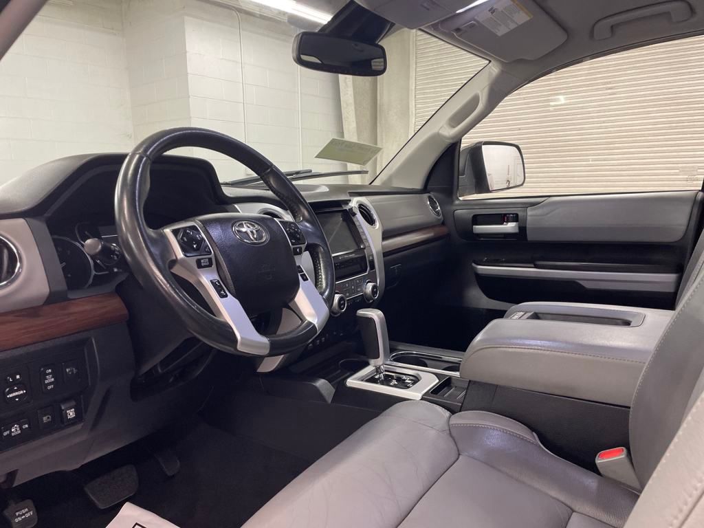 2021 Toyota Tundra Limited Grade photo 3