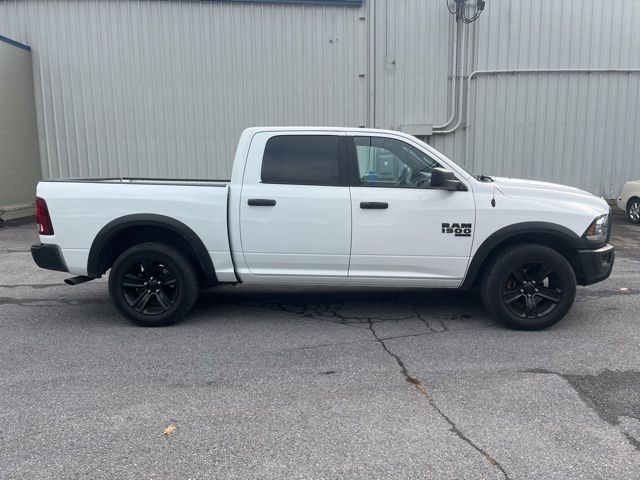 2024 Ram 1500 Classic Warlock photo 3