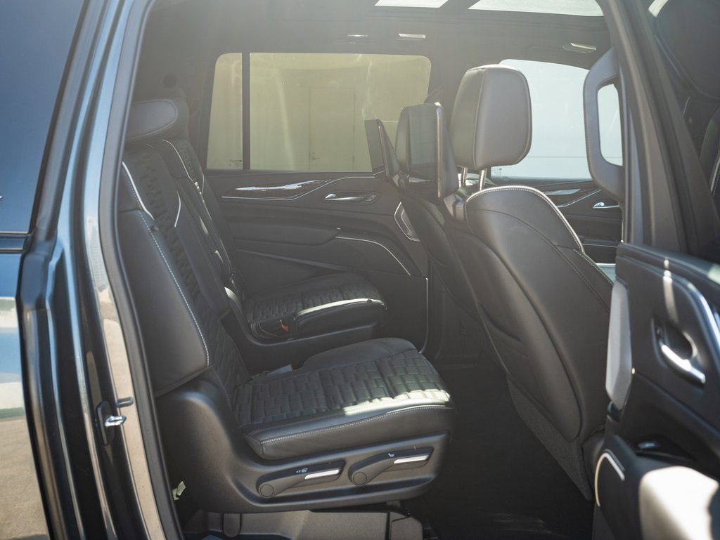 2021 Cadillac Escalade ESV Sport Platinum photo 33