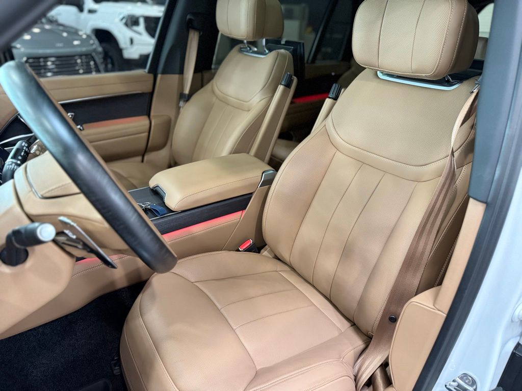 2025 Land Rover Range Rover Autobiography photo 27