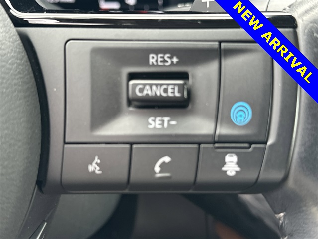 2023 Nissan Pathfinder Platinum photo 20