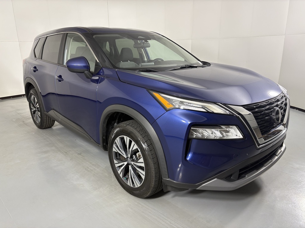 2023 Nissan Rogue SV photo 2