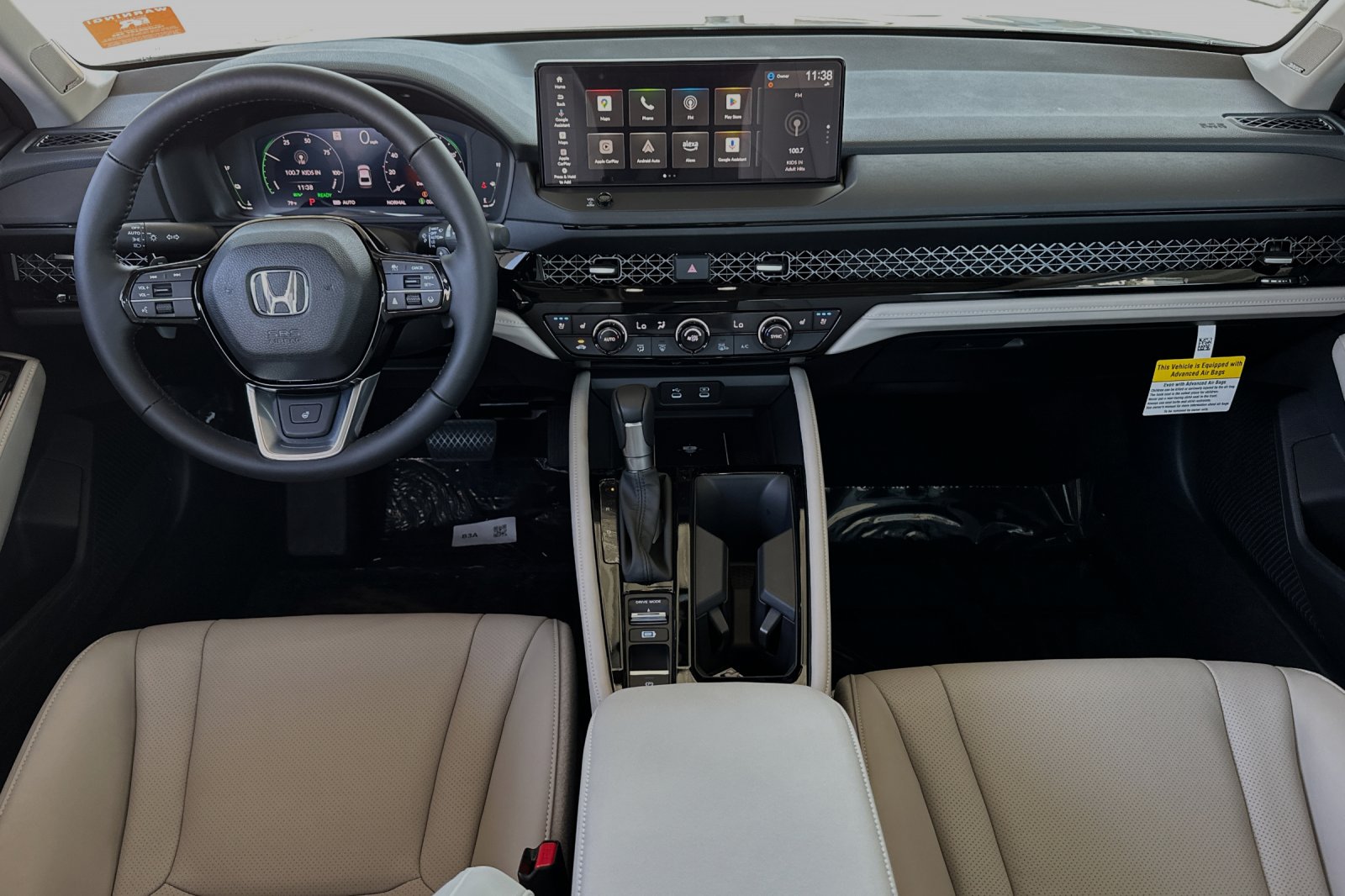 2025 Honda Accord Hybrid Touring photo 14