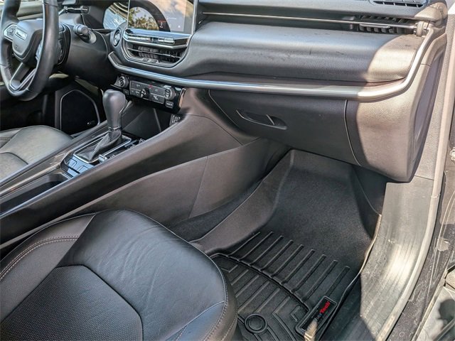 2022 Jeep Compass Latitude Lux photo 31