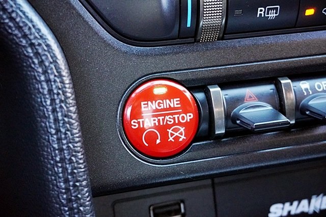 Used 2017 White Ford Shelby GT350 image 33