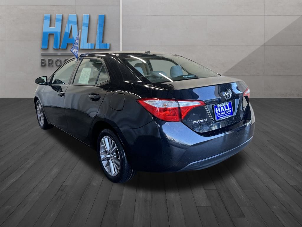 2014 Toyota Corolla LE Plus photo 3
