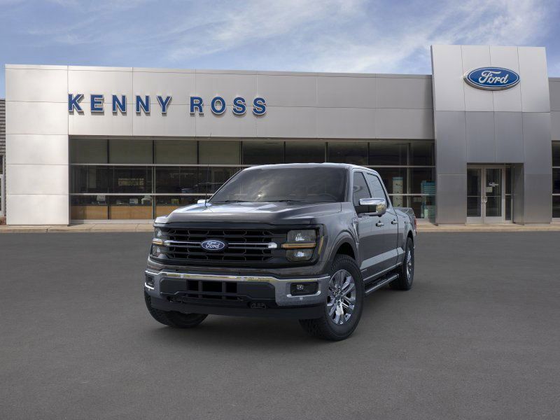 2025 Ford F-150 XLT photo 3