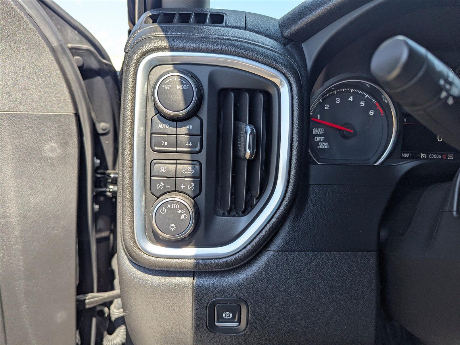 2022 Chevrolet Silverado 1500 RST photo 31
