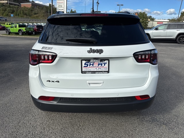 2026 Jeep Compass Limited photo 4