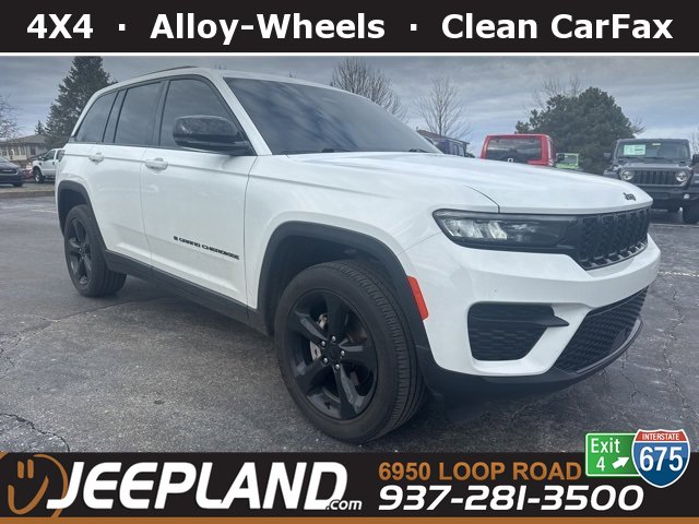 2022 Jeep Grand Cherokee Altitude's photo