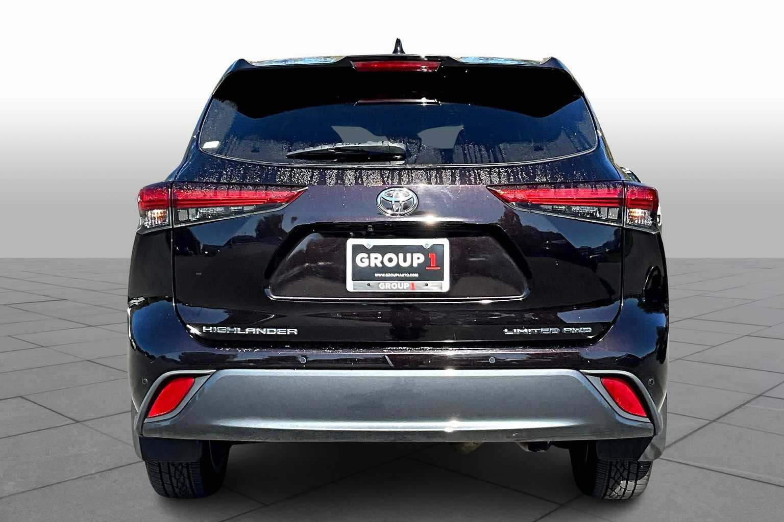 2020 Toyota Highlander Limited photo 4