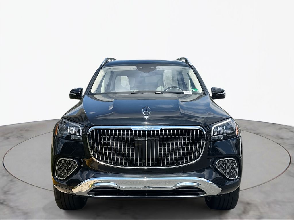 2025 Mercedes Benz GLS Maybach 600 photo 2