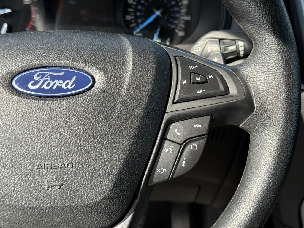 2020 Ford Edge SE photo 14