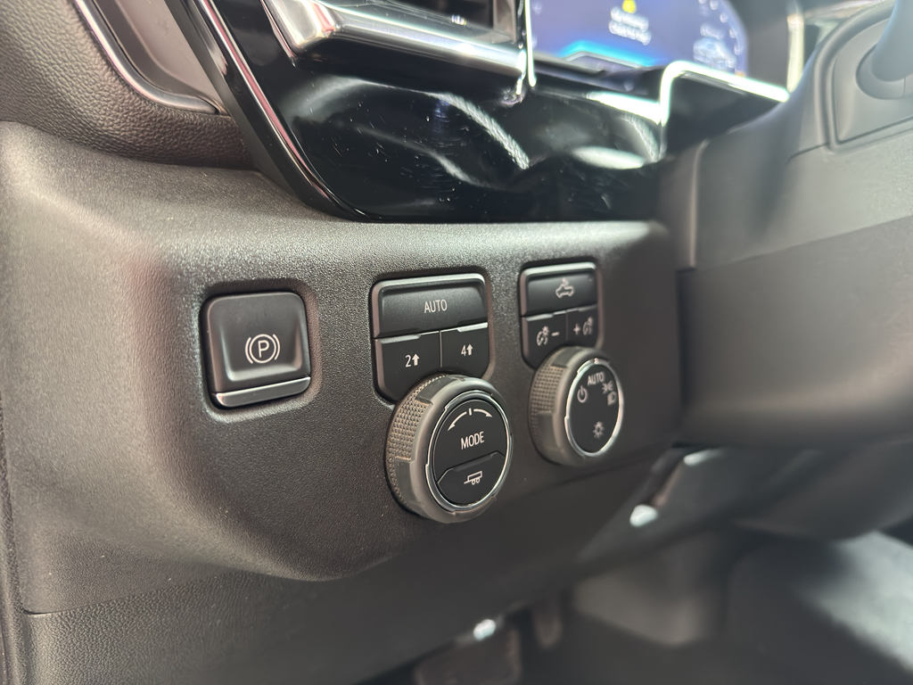 2023 Chevrolet Silverado 1500 LT photo 11