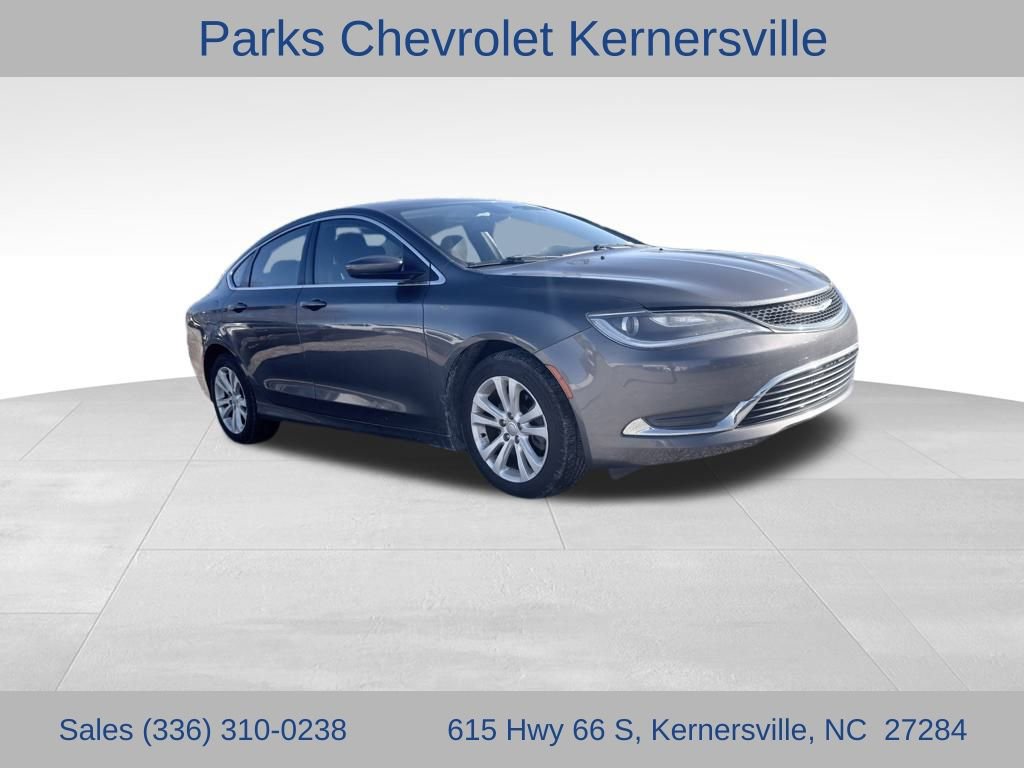 2015 Chrysler 200 Limited's photo