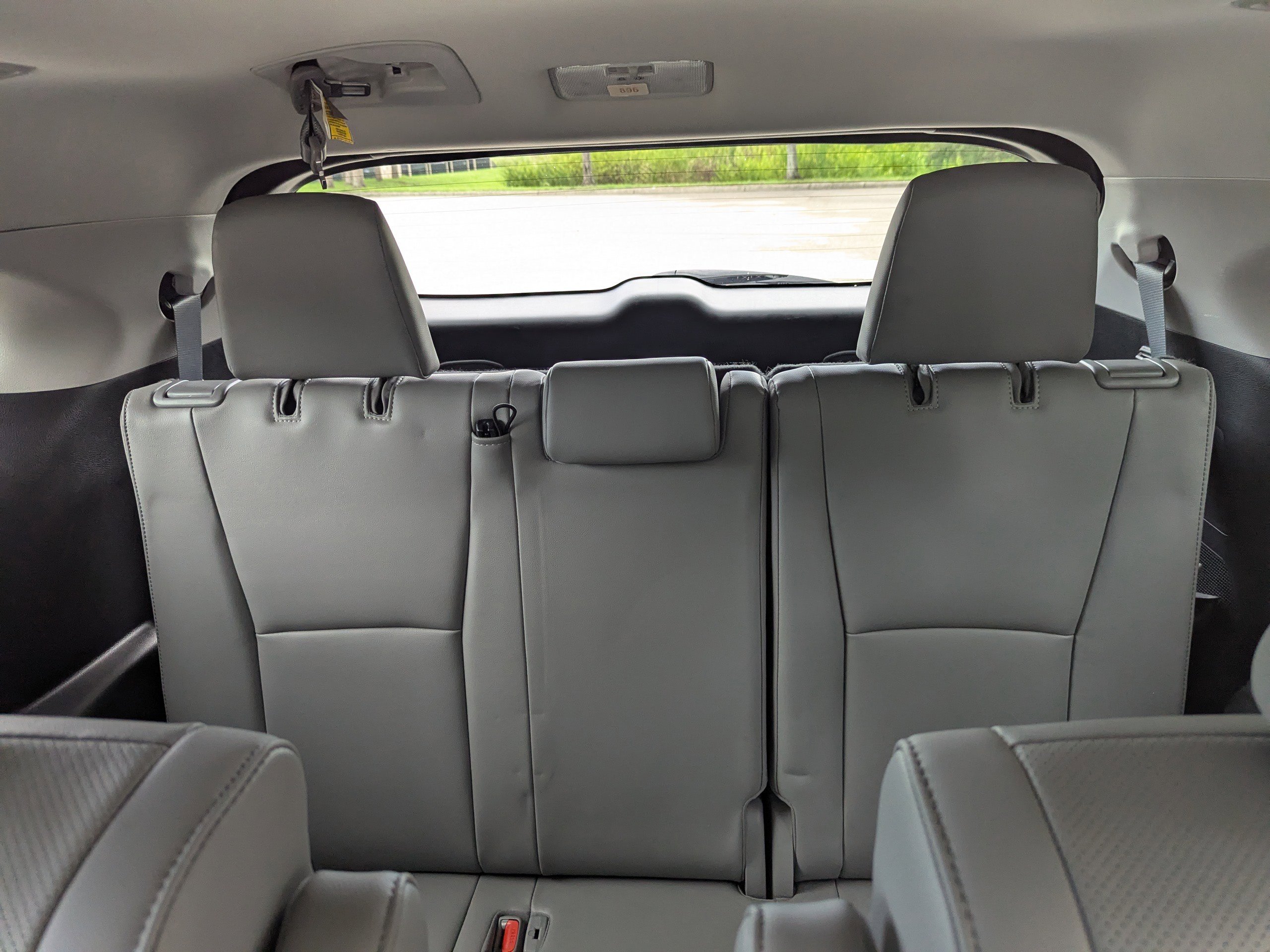 2020 Toyota Highlander Limited photo 14