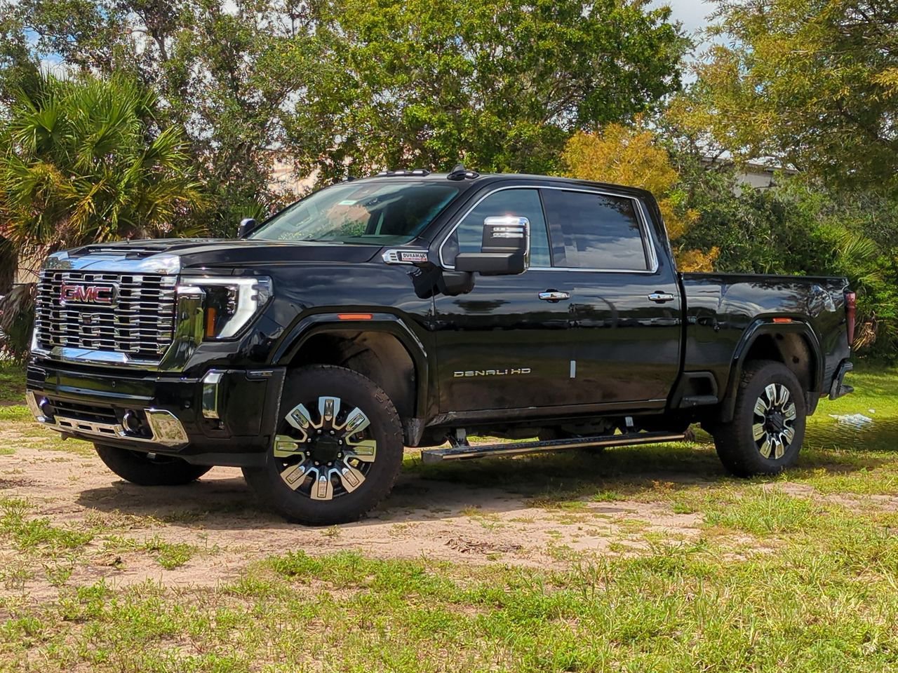 2026 GMC Sierra 2500HD Denali's photo