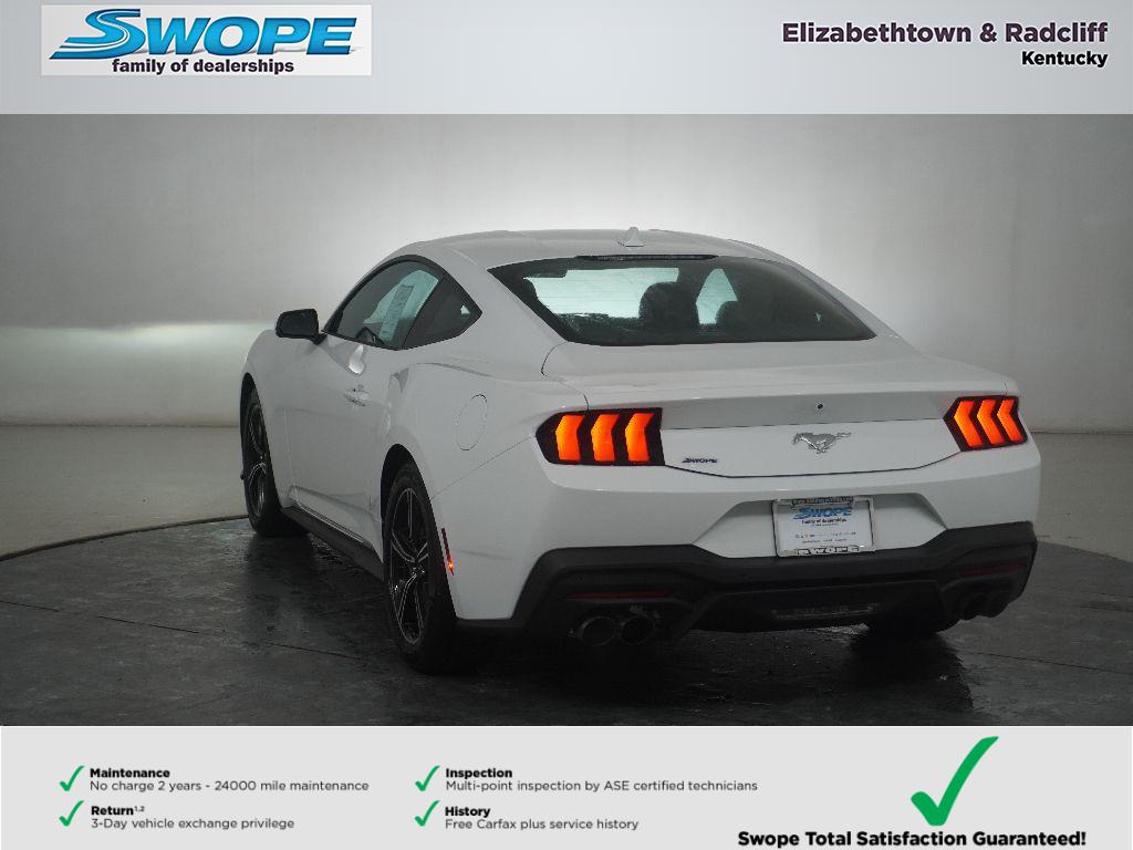 2025 Ford Mustang EcoBoost photo 2