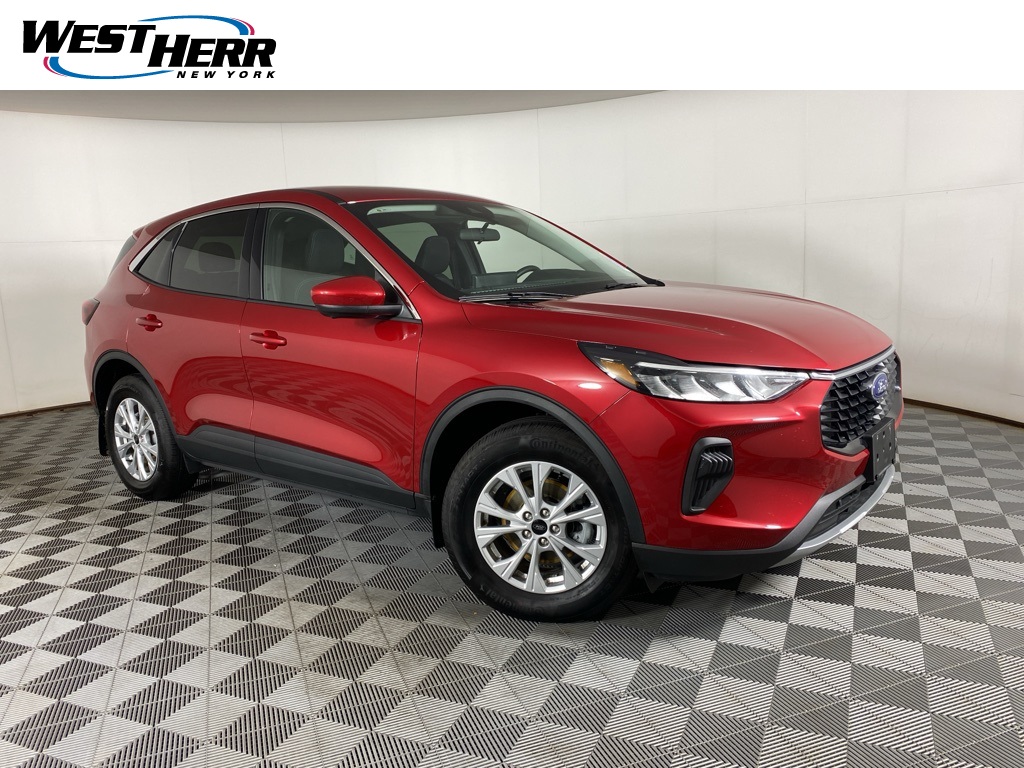 2023 Ford Escape Active's photo