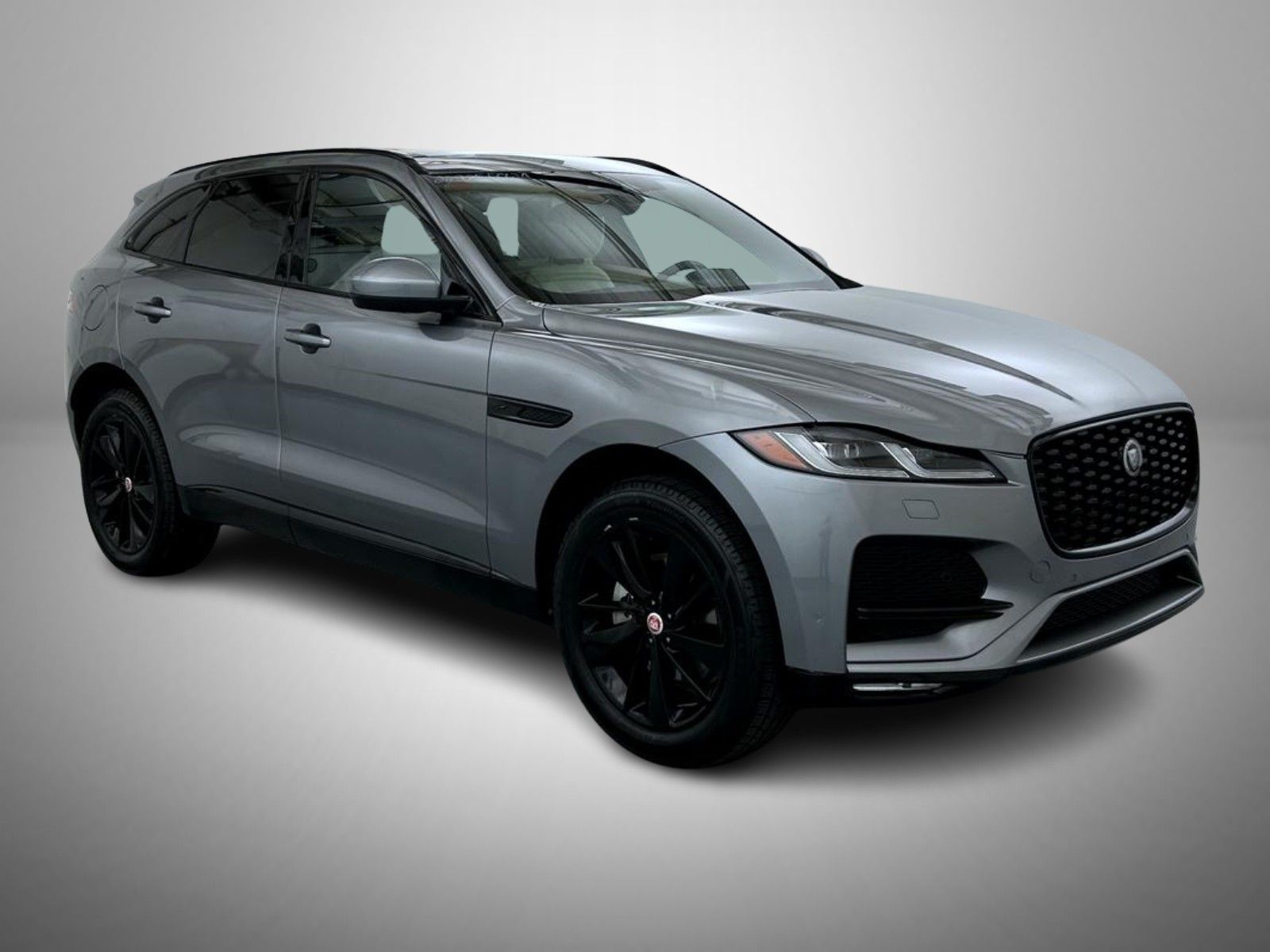 2022 Jaguar F-PACE P250 S photo 3