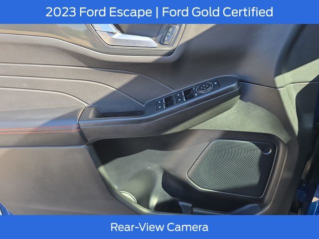 2023 Ford Escape ST-Line photo 17