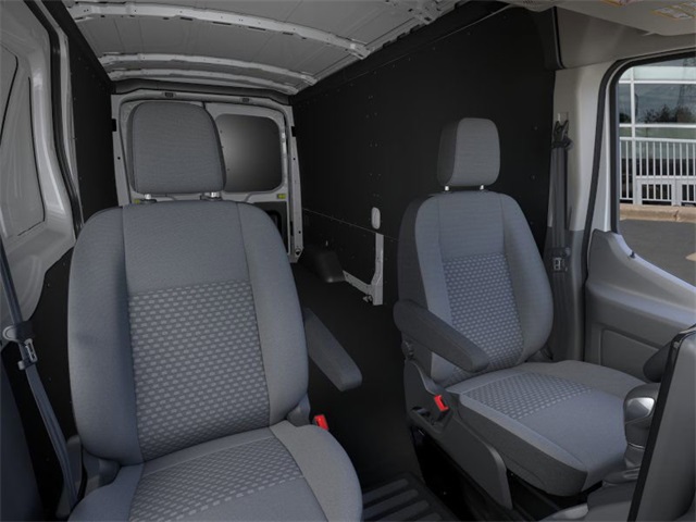 2025 Ford Transit photo 8
