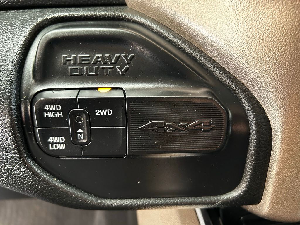2019 Ram 3500 Laramie photo 24