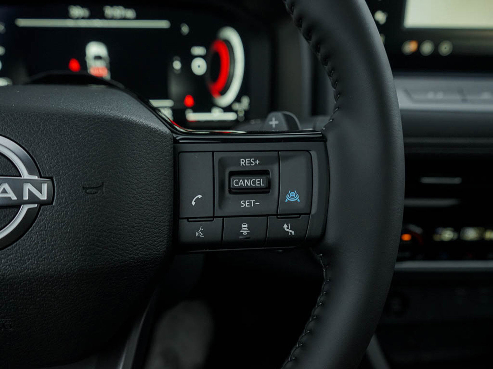 2025 Nissan Rogue SL photo 21
