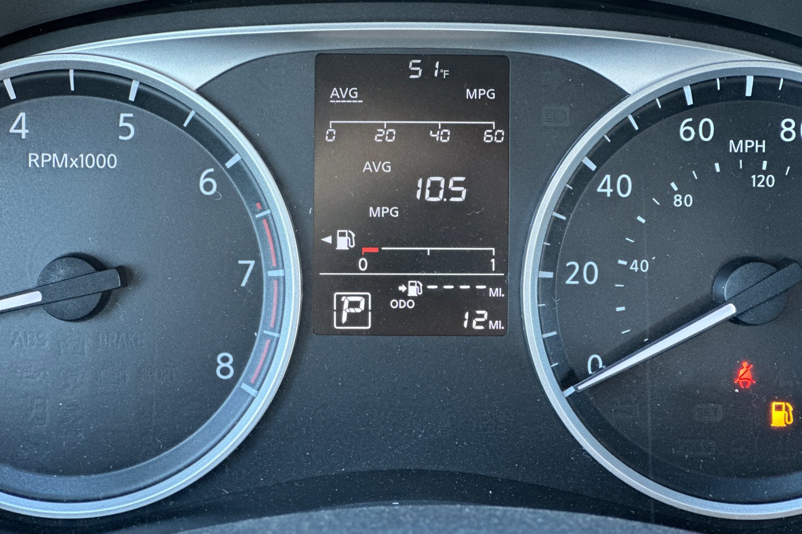 2025 Nissan Versa S photo 18
