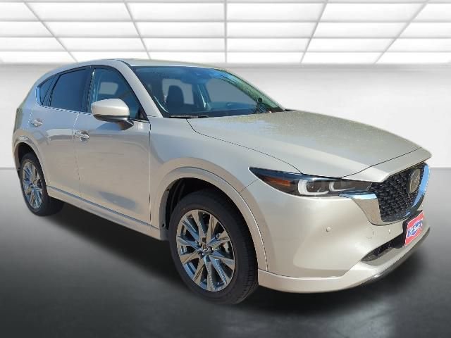 2025 Mazda CX-5 S Premium Plus package's photo