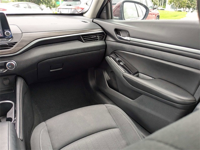 2023 Nissan Altima 2.5 SV photo 17