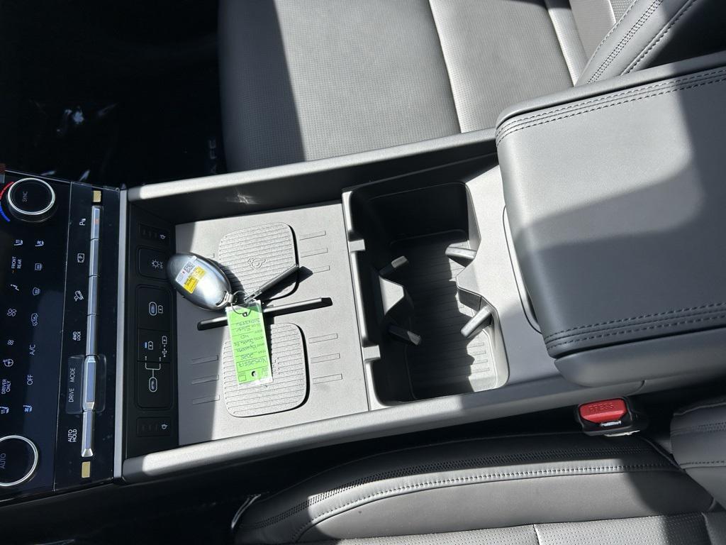 2025 Hyundai Santa Fe Calligraphy photo 14