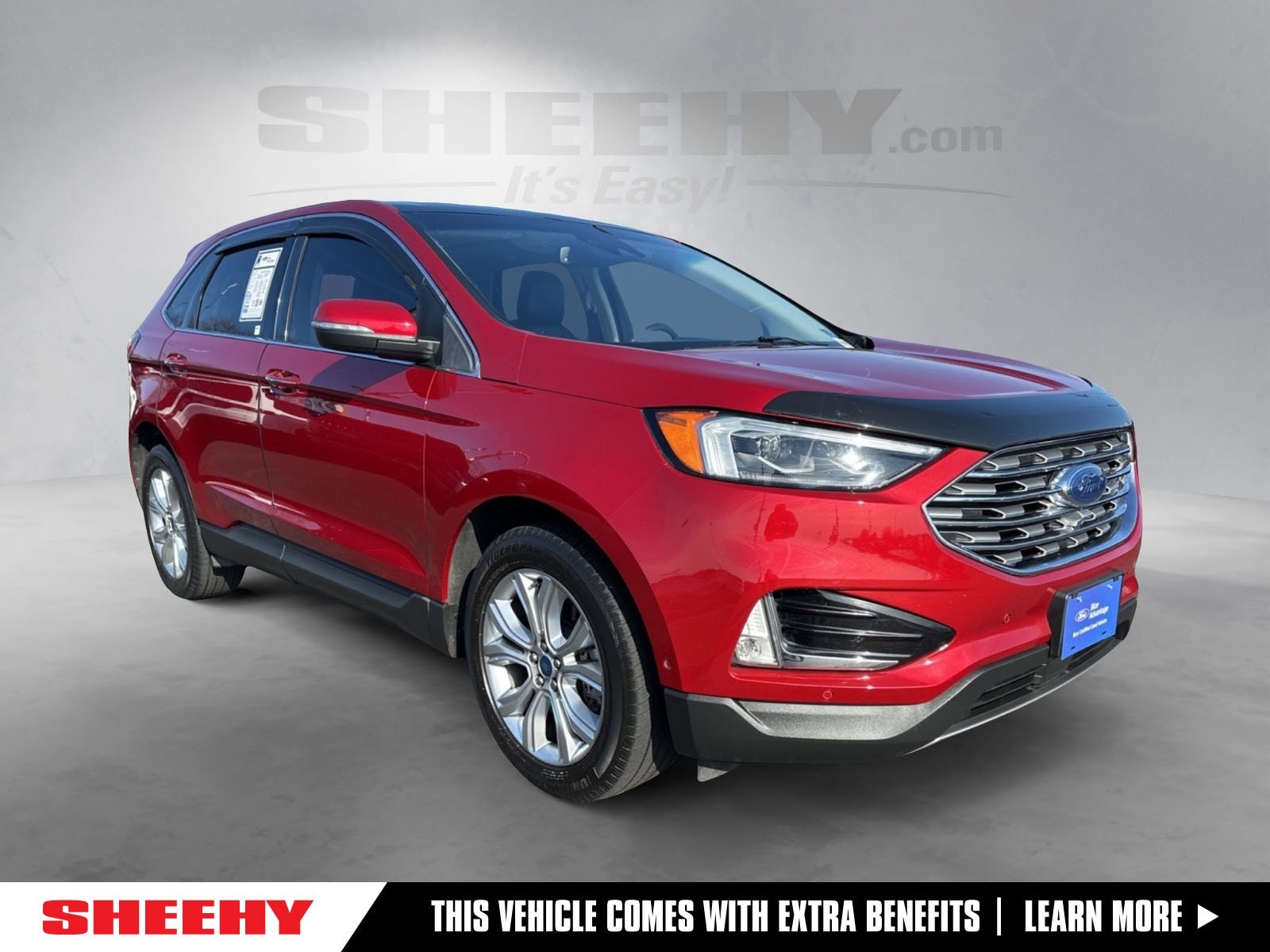 2020 Ford Edge Titanium's photo