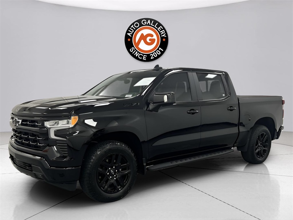 2023 Chevrolet Silverado 1500 RST photo 2