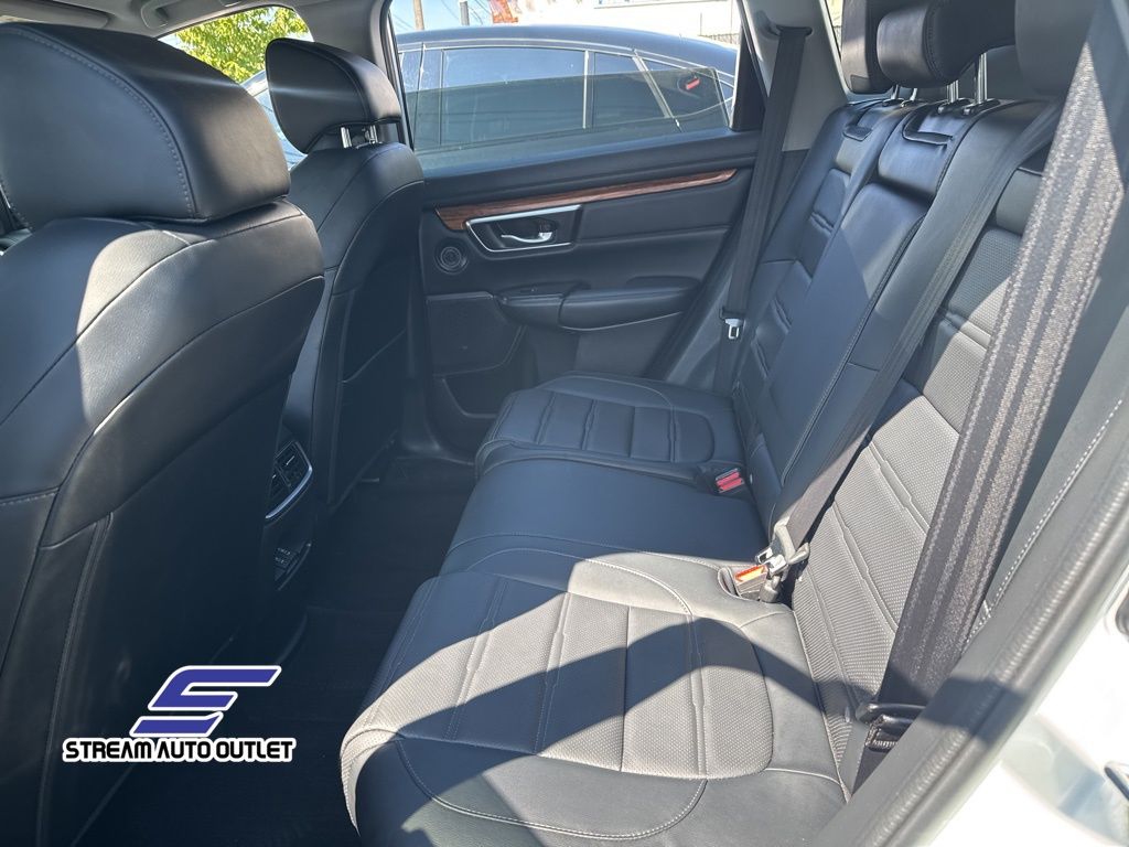 2022 Honda CR-V Touring photo 25