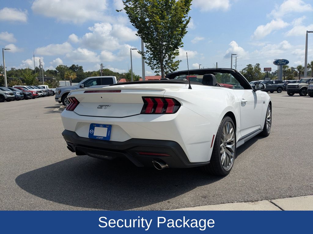 2025 Ford Mustang GT Premium Convertible photo 4