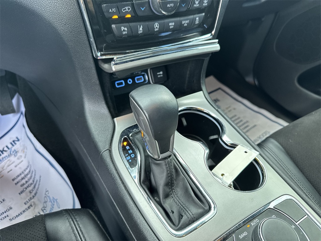 2022 Jeep Cherokee Laredo X photo 26