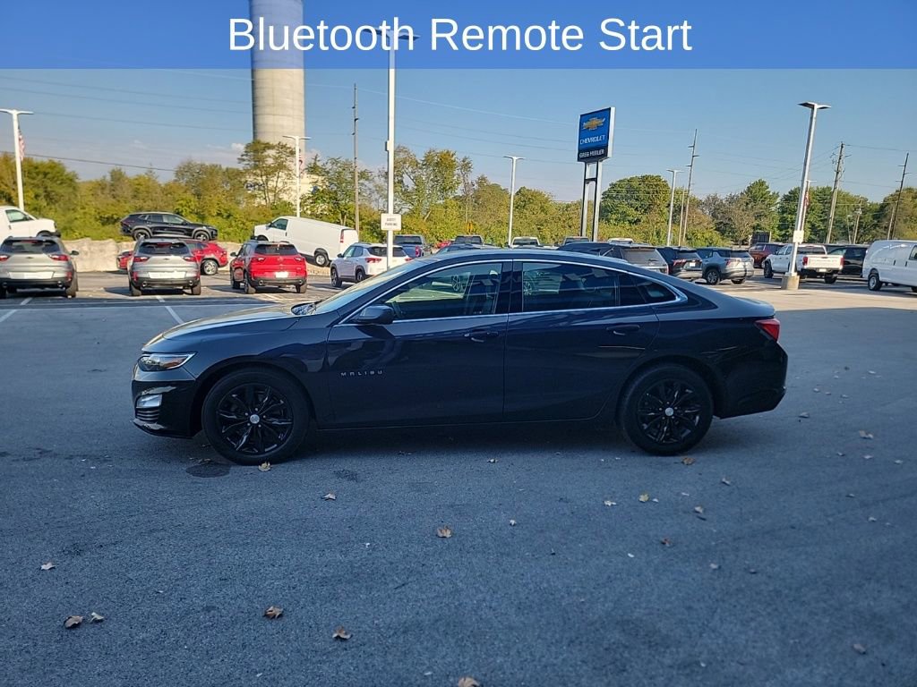 2023 Chevrolet Malibu 1LT photo 3
